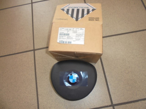 Airbageinheit_Fahrerseite_4_