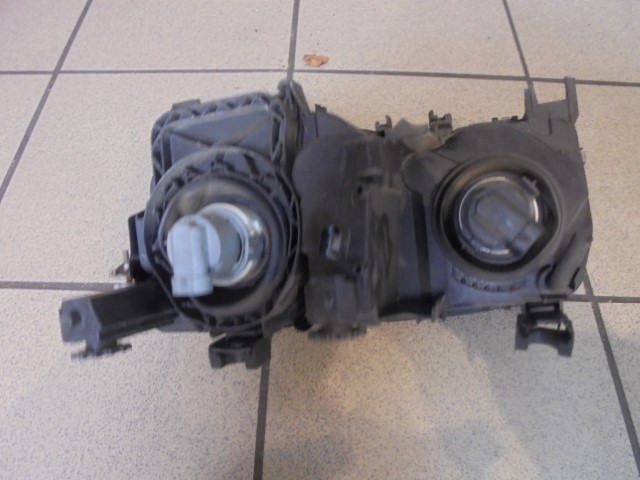 Scheinwerfer_f_r_BMW_E46_Kompakt_gebraucht_5_