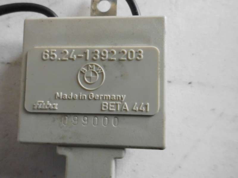 Antennenverst_rker_Heckscheibe_Sperrkreis_BMW_E34_-_1392203_-_65241392203_3_