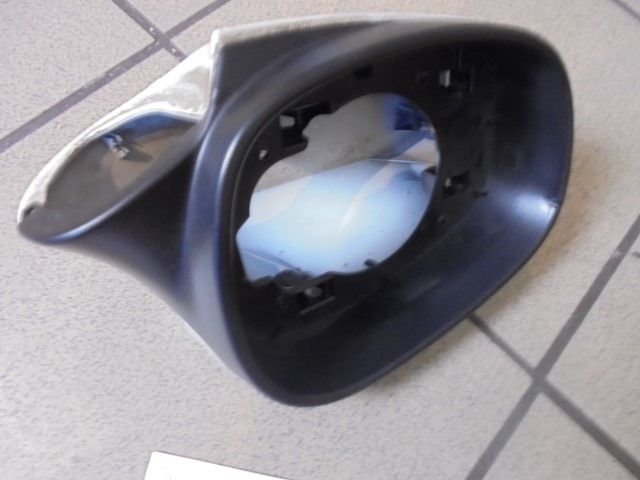 Au_enspiegel_Zierrahmen_und_Kappe_f_r_BMW_1er_E81_E87_LCI_Facelift_ab_BJ_2010_alpinweiss_2_