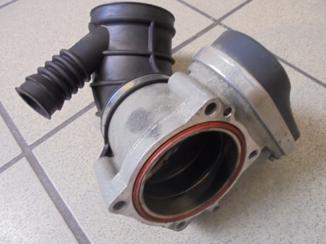BMW_Drosselklappenstutzen_E39_E46_E53_E60_E65_E66_E83_E85_5_