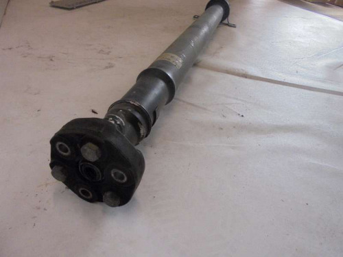 BMW_Kardanwelle_Gelenkwelle_Schaltgetriebe_5er_E39_520i_M52_Motoren_2_