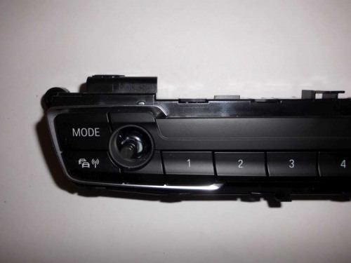 Bedieneinheit_Audio_BMW_F45_Active_Tourer_F46_Grand_Tourer_F48_X1_-_9371457_2_