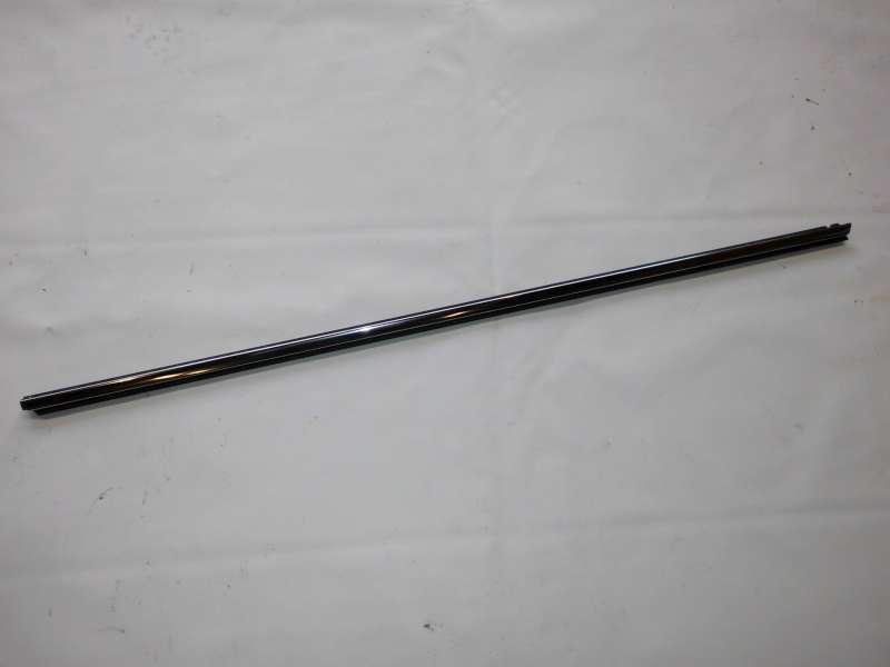 Chrom_Schachtabdeckung_rechts_BMW_E92_u_E93_1_