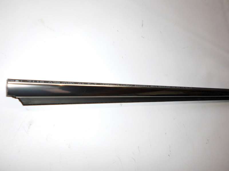 Chrom_Schachtabdeckung_rechts_BMW_E92_u_E93_2_