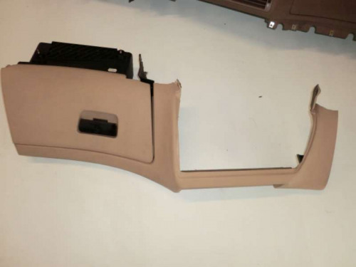 Cockpit_Armaturenbrett_Diverse_Verkleidungen_Instrumententafel_BMW_E39_beige_7_