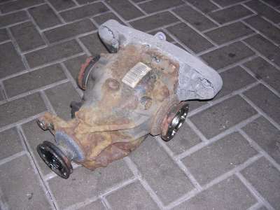 Differential_BMW_E39_523i_-_1214542_E6924H_3_4_