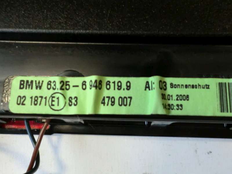 Dritte_Bremsleuchte_3_Bremslicht_BMW_E90_3er_Limousine_63256946619_-_6946619_6_