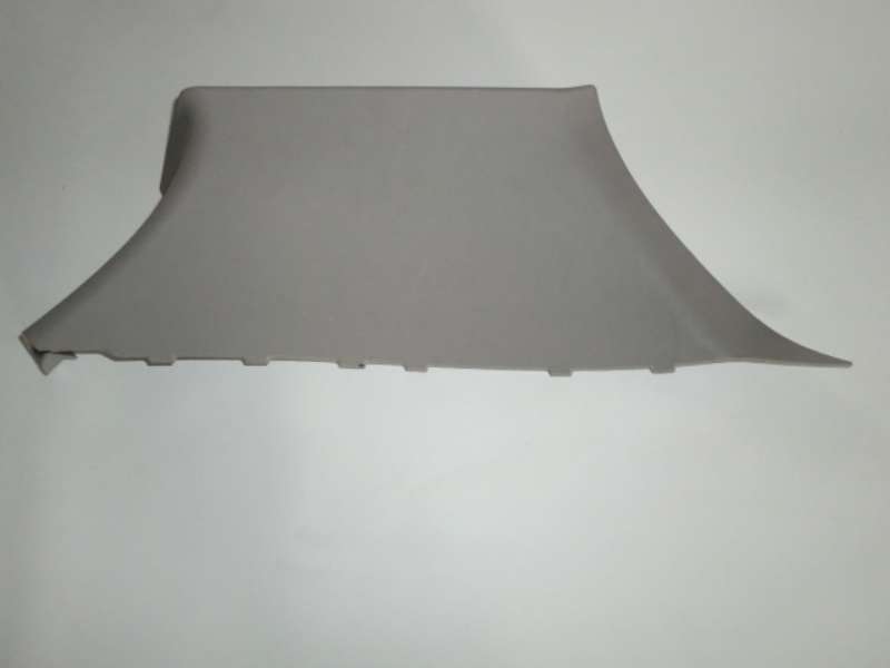 Grauer_Himmel_BMW_1er_F21_mit_Anbauteilen_-_hellgrau_-_BMW_1er_3-T_rer_15_