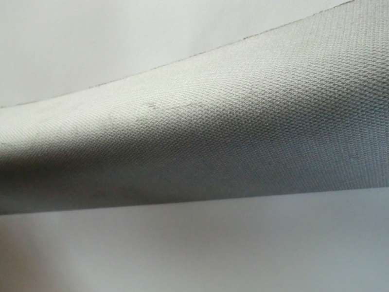 Grauer_Himmel_BMW_1er_F21_mit_Anbauteilen_-_hellgrau_-_BMW_1er_3-T_rer_6_