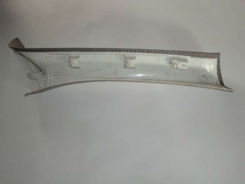 Grauer_Himmel_BMW_1er_F21_mit_Anbauteilen_-_hellgrau_-_BMW_1er_3-T_rer_7_