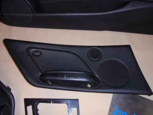 Leder_-_T_rverkleidung_schwarz_BMW_E46_Cabrio_M-Technik_mit_Carbon_Leisten_330i_6_