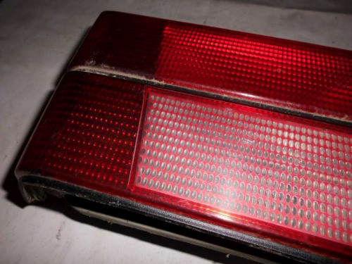 Linke_R_ckleuchte_R_cklicht_Heckklappe_links_BMW_E34_Touring_-_8351561_4_