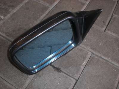 Linker_Au_enspiegel_BMW_E34_diamantschwarz_metallic_1_