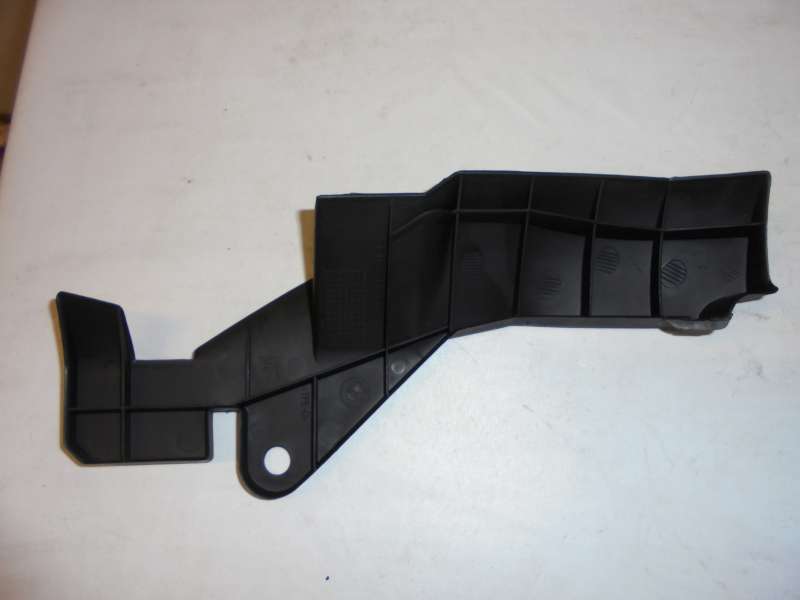 Luftf_hrung_Stosstange_vorne_rechts_BMW_E34_51_11-_8168920_525i_540i_4_