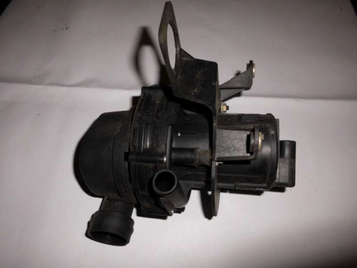 Luftpumpe_Sekund_rluftpumpe_BMW_E36_323ti_Compact_2_