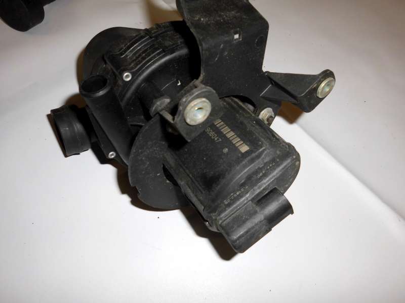 Luftpumpe_Sekund_rluftpumpe_BMW_E36_323ti_Compact_4_