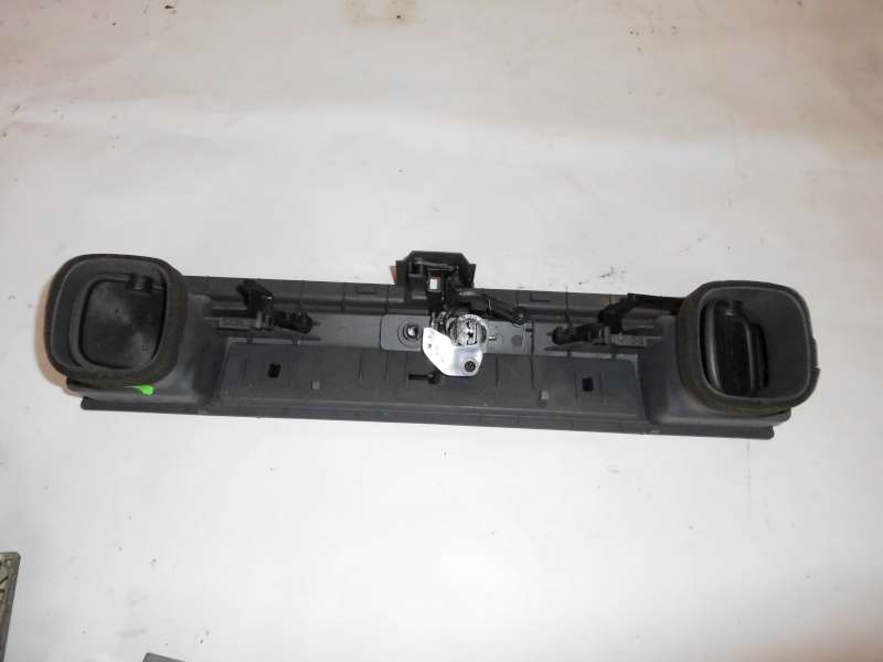 Motorsteuerger_t_EWS_Schl_sser_BMW_E36_320i_Limousine_14_