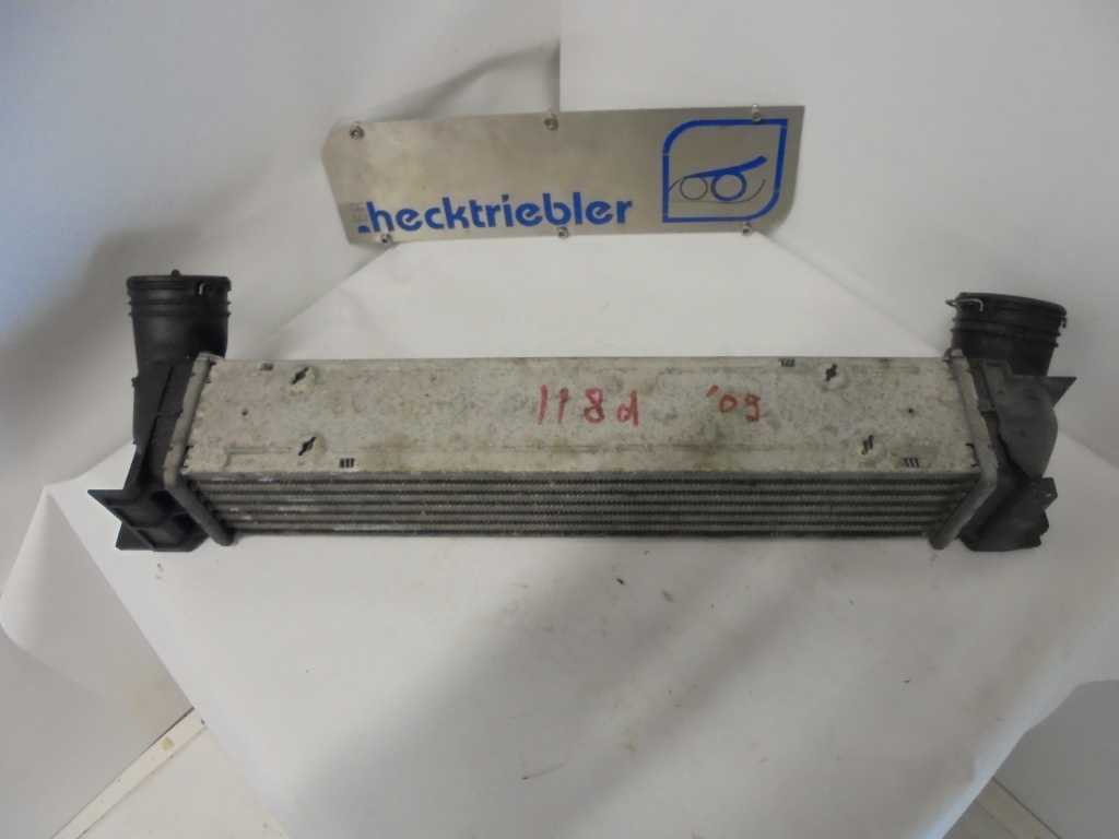 Orig_1er_BMW_Ladeluftk_hler_E87_118d_120d_318d_320d_E90_E91_-_Bj_2009_2_