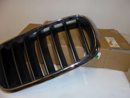 Orig_BMW_Frontziergitter_schwarz_hochgl_nzend_links_X5_F15_X6_F16_4_