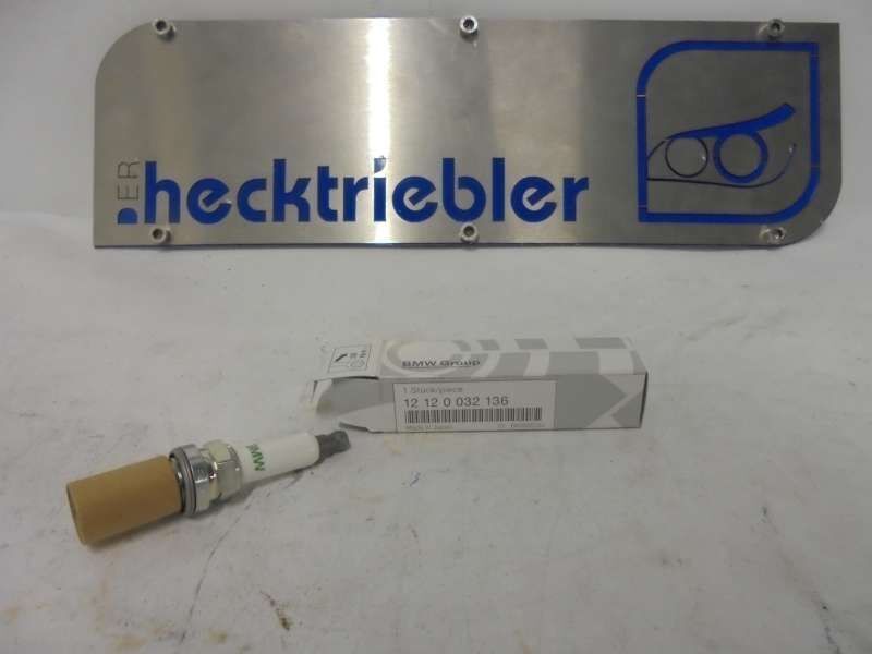 Orig_BMW_Z_ndkerze_NGK_BKR6EQU_1er_E81_E87_LCI_3er_E90_LCI_0032136_NEU