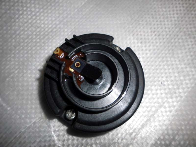 Rotor_Verteilerrotor_Verteilerfinger_Opel_Kadett_Corsa_Ascona_-_Bremi_9321_5_