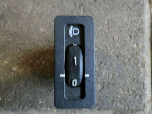Schalter_Leuchtweitenregulierung_BMW_E36_Compact_2_