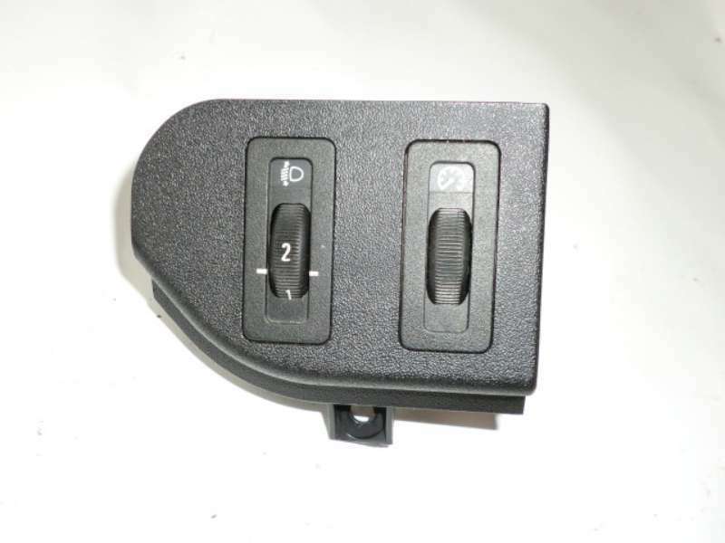 Schalter_Leuchtweitenregulierung_Helligkeitsregelung_BMW_E36