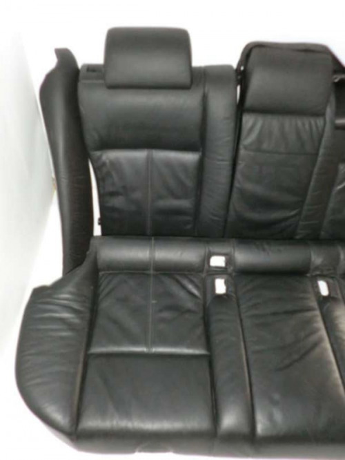 Schwarze_Lederausstattung_mit_T_rpappen_T_rverkleidungen_Memory_BMW_E39_Touring_14_