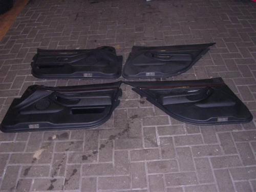 Schwarze_Lederausstattung_mit_T_rpappen_T_rverkleidungen_Memory_BMW_E39_Touring_34_