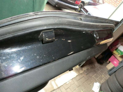 T_r_hinten_rechts_BMW_E46_Touring_Kombi_cosmosschwarz_metallic_309_