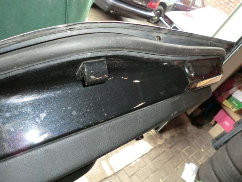 T_r_hinten_rechts_BMW_E46_Touring_Kombi_cosmosschwarz_metallic_309_