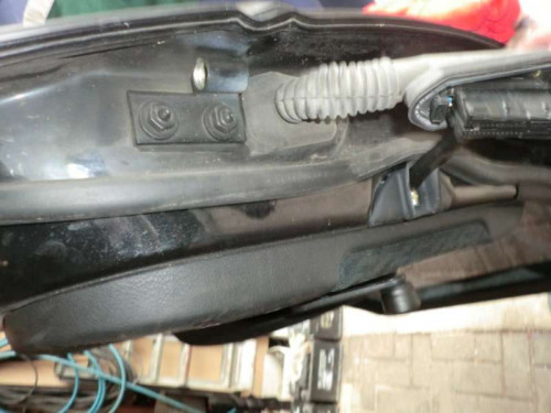 T_r_hinten_rechts_BMW_E46_Touring_Kombi_cosmosschwarz_metallic_311_