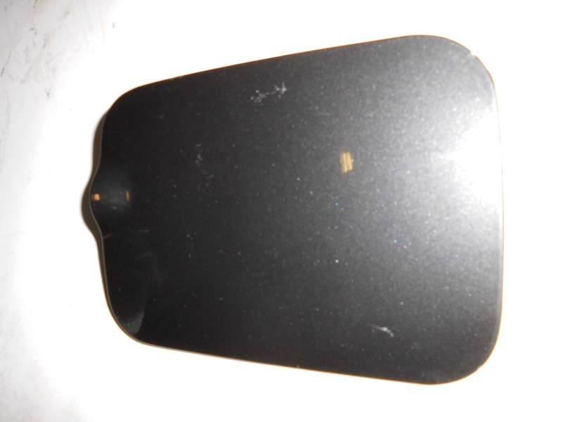 Tankklappe_BMW_E36_Limousine_Touring_-_BMW_diamantschwarz_metallic_181_3_