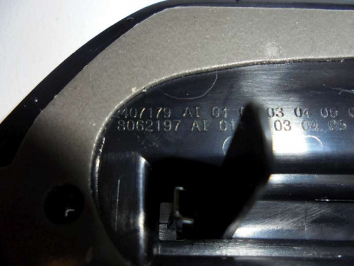 Ziergitter_Emblem_Seite_schwarz_rechts_links_BMW_F87_M2_5_