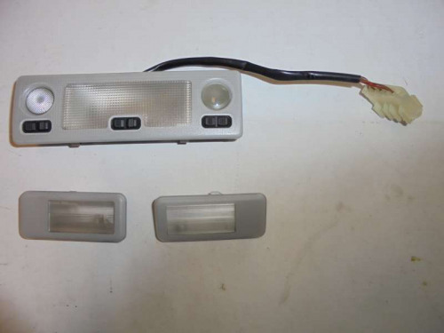 _Innenleuchten_Innenraumleuchten_Leselampen_BMW_E36_13808500_140929_140930_2_