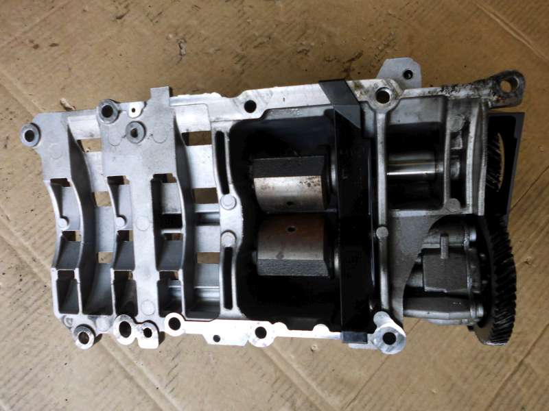 lpumpe-Ausgleichswellenlager_Einheit_BMW_M47N2_Motor_4_