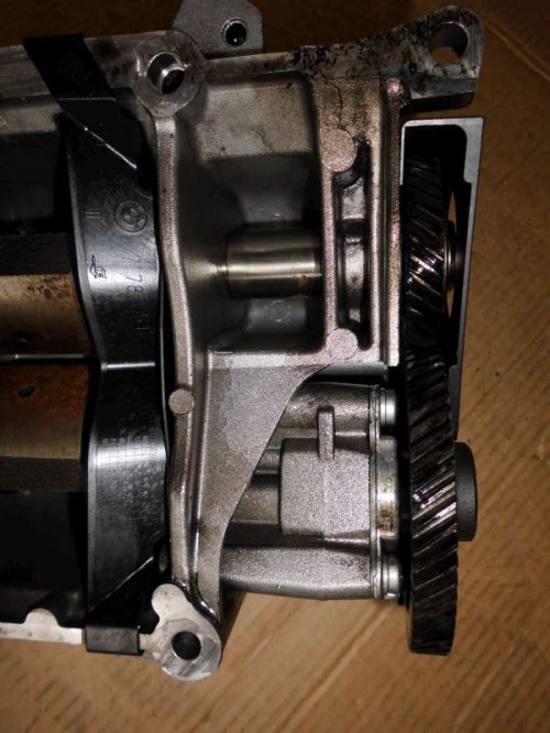 lpumpe-Ausgleichswellenlager_Einheit_BMW_M47N2_Motor_5_