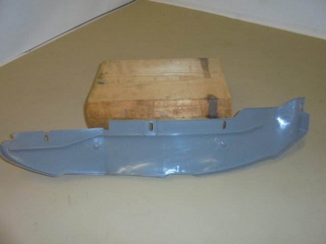 Abdeckungen_Radhaus_Innenkotfl_gel_vorne_links_und_rechts_BMW_5er_E28_Oldtimer_1_