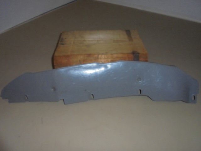 Abdeckungen_Radhaus_Innenkotfl_gel_vorne_links_und_rechts_BMW_5er_E28_Oldtimer_5_