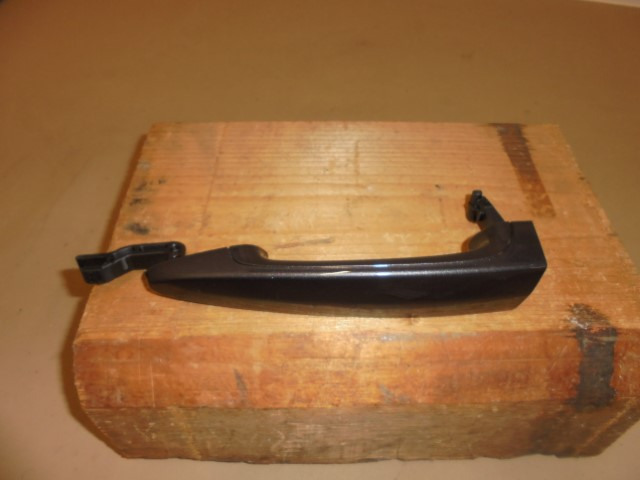 BMW_1er_2er_3er_4er_Griffb_gel_lackiert_links_51210445183_5_