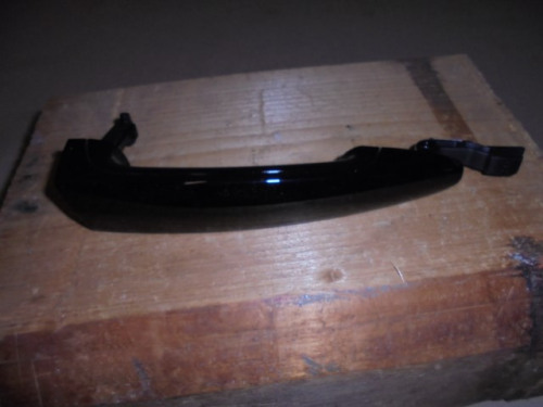 BMW_1er_T_rau_engriff_hinten_rechts_BLACK_SAPPHIRE_METALLIC_51_21_0_392_542_2_