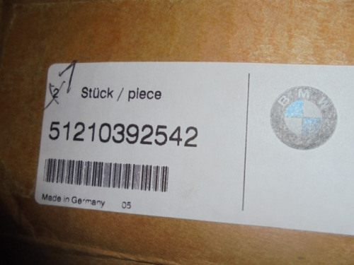 BMW_1er_T_rau_engriff_hinten_rechts_BLACK_SAPPHIRE_METALLIC_51_21_0_392_542_4_