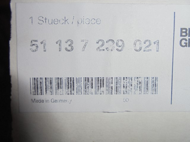 BMW_1er_Ziergitter_Front_links_F20_F21_51137239021_4_