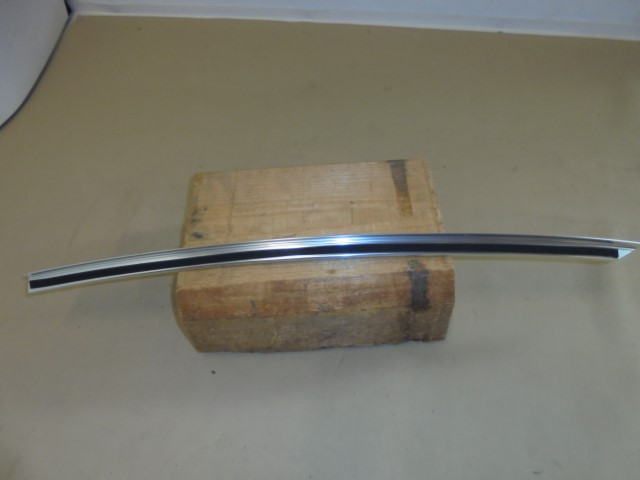 BMW_3er_Cabrio_E93_und_LCI_Leiste_A-S_ule_links_alu_matt_E93_51377119099_4_