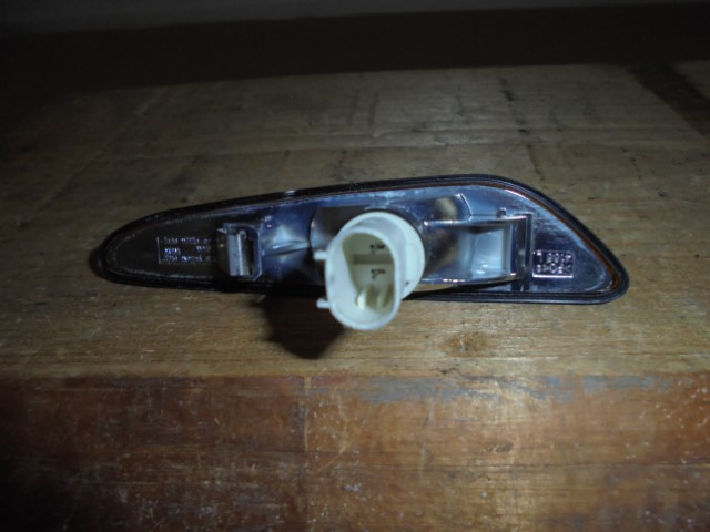 BMW_3er_E46_Zusatzblinkleuchte_gelb_links_E46_63137165913_3_