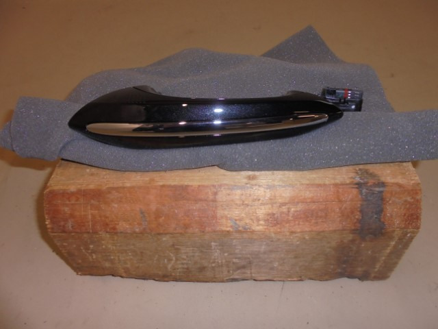 BMW_5er_6er_7er_Griffb_gel_lackiert_rechts_F01_F02_F04_F06_F07_F10_F11_F12_F13_51217231934_2_