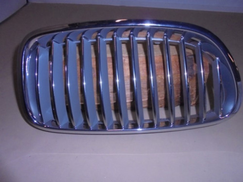 BMW_5er_F10_F11_Ziergitter_Front_rechts_F10_F11_51137203650_4_