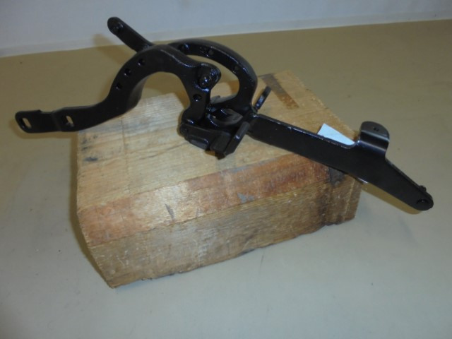 BMW_5er_F11_LCI_Scharnier_Heckklappe_links_41627206641_6_