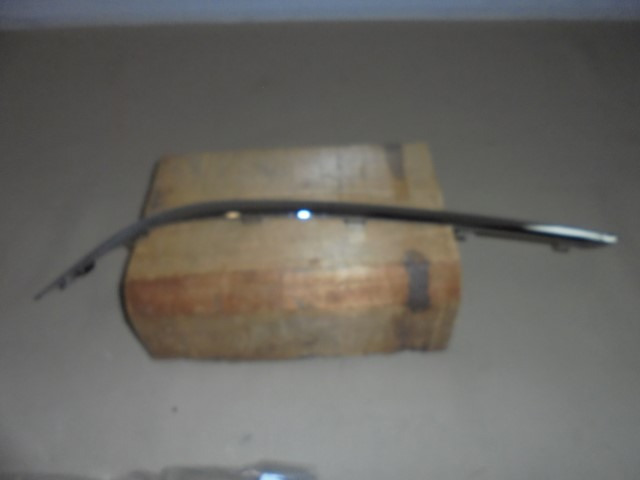 BMW_7er_Stossleiste_unten_links_G11_G12_51117362695_1_